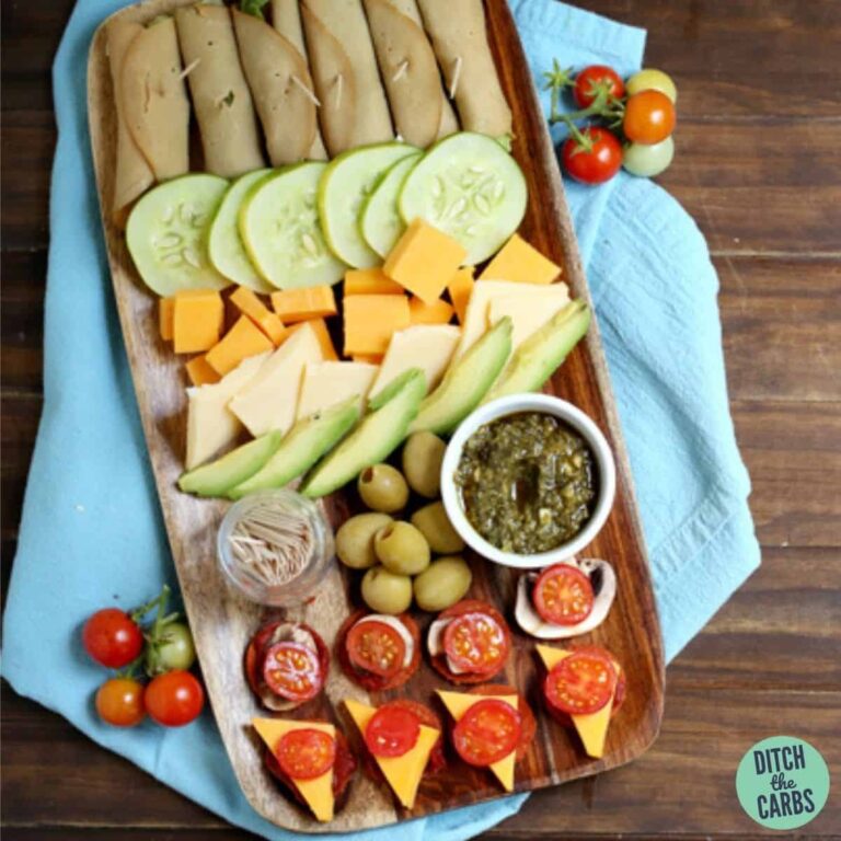 Easy Low-Carb Snacks (Keto Charcuterie Board)