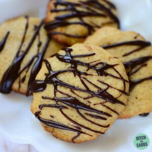 Faux peanut butter cookies