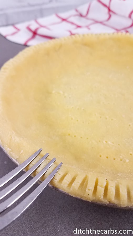 The Best Coconut Flour Pie Crust (LowCarb) Thinlicious