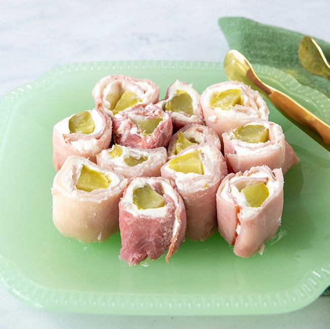 deli meat roll-up, low-carb snacks