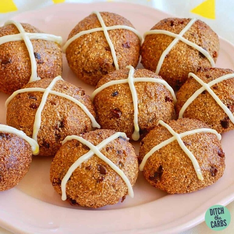 Easy Low Carb Hot Cross Buns (Dairy Free)