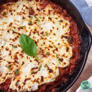 Close up shot of low-carb skillet lasagna still in the skillet.