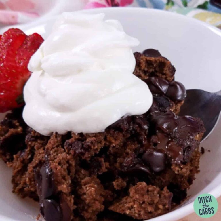 Easy Slow Cooker Chocolate Lava Cake (Low-Carb)