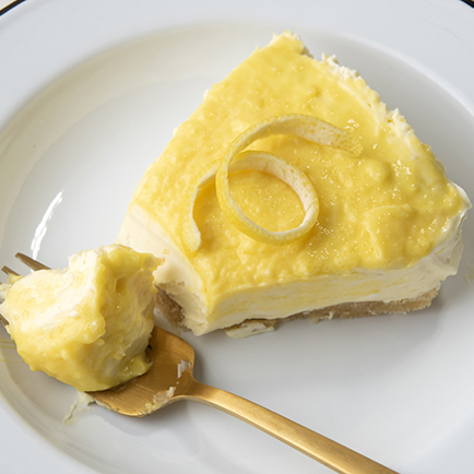 Easy No-Bake Lemon Cheesecake (a Delicious, Low-Carb Dessert)