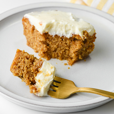 Rich & Creamy Pumpkin Bars With Cream Cheese Frosting