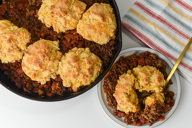 Upside down chili pie: Low-carb recipes for one