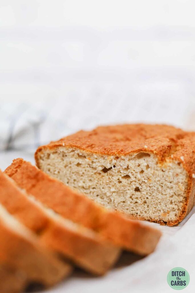 Easy Keto White Bread Recipe (White Keto Bread) Thinlicious