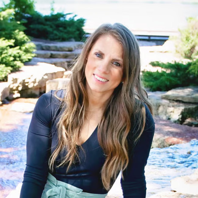 Weight Loss Resistance, Hormone Chaos & What Your Body’s Trying to Tell You with Becca Chilczenkowski